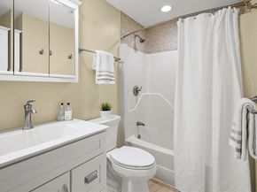13 Mills Point 13, Middleton MA 01949