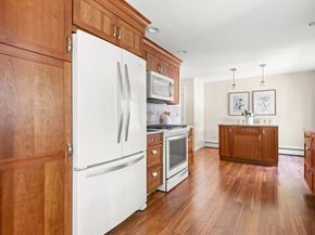13 Mills Point 13, Middleton MA 01949