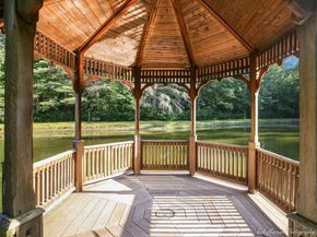 13 Mills Point 13, Middleton MA 01949