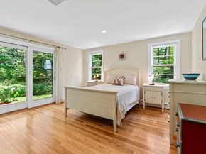 42 Temple Road, Wellesley MA 02482