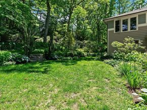 42 Temple Road, Wellesley MA 02482
