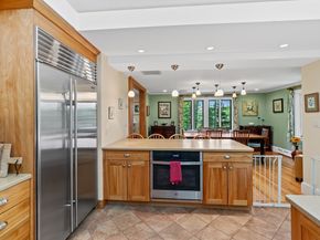 42 Temple Road, Wellesley MA 02482
