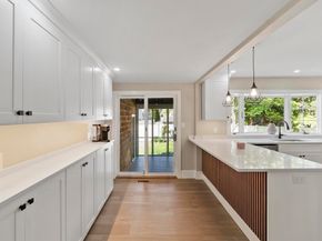 42 Parker Street, North Andover MA 01845