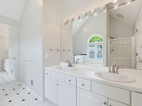 6 Oakwood Ct., Framingham MA 01701
