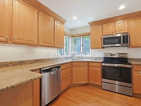 6 Oakwood Ct., Framingham MA 01701