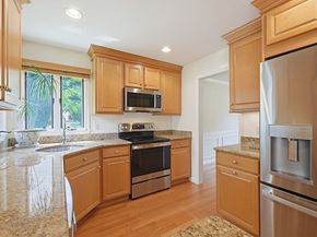 6 Oakwood Ct., Framingham MA 01701