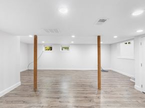 4 June Ln, Newton MA 02458