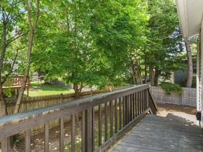 4 June Ln, Newton MA 02458