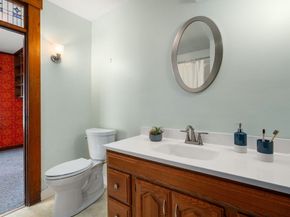 94 W Plain St, Wayland MA 01778