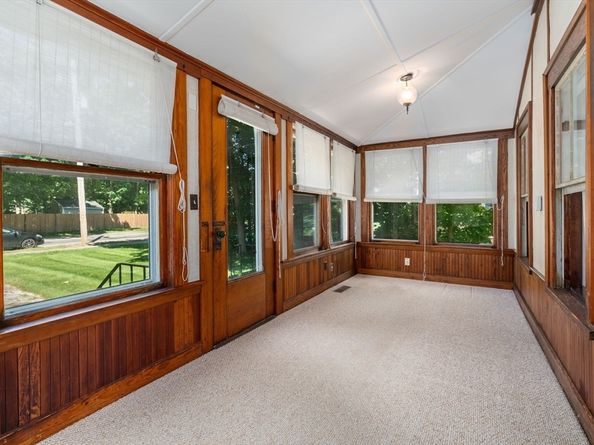 94 W Plain St, Wayland MA 01778