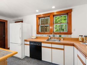 94 W Plain St, Wayland MA 01778