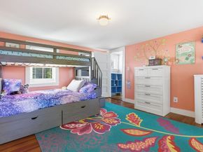 51 Grove St, Reading MA 01867