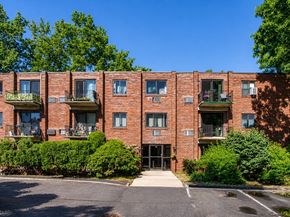 103 Newman Rd 17, Malden MA 02148