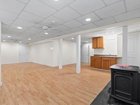 53 Farm St, Blackstone MA 01504