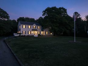 53 Farm St, Blackstone MA 01504