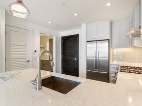 40 Traveler St 712, Boston MA 02118