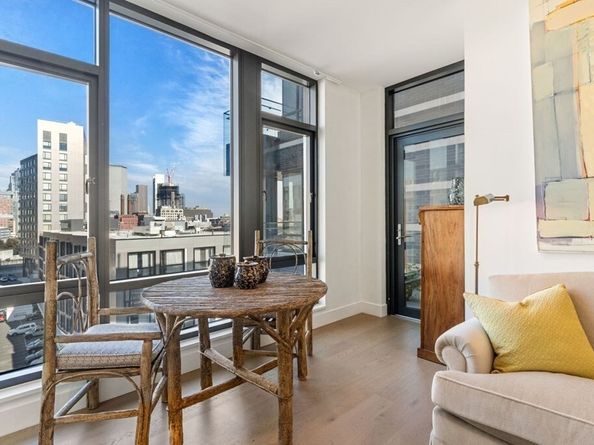 40 Traveler St 712, Boston MA 02118