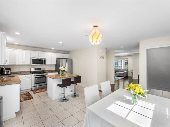 100 Nutting Rd C1, Westford MA 01886
