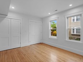 33 Farragut Ave, Medford MA 02155