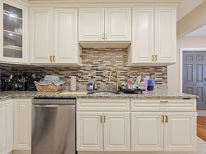 14 Oakhurst St, Boston MA 02124