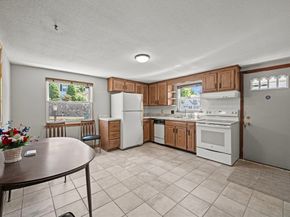 38 Fays Ave, Lynn MA 01904