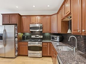 73 Myrtle St 2, Boston MA 02114