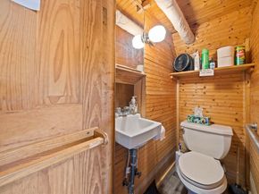 696 Commercial St, Weymouth MA 02189
