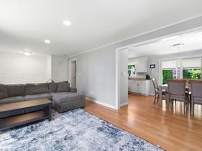 137 Holten, Danvers MA 01923