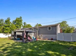 137 Holten, Danvers MA 01923