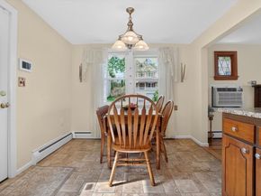 46 Grapevine Ave, Lexington MA 02421