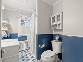 67 Humphrey St 1, Marblehead MA 01945