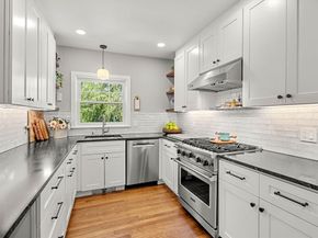 67 Humphrey St 1, Marblehead MA 01945