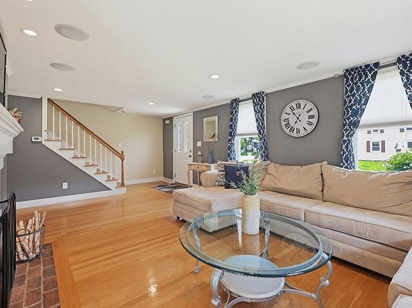 1 Birchwood Road, Holbrook MA 02343