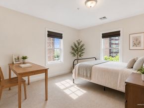 328 Copeland St 2D, Quincy MA 02169