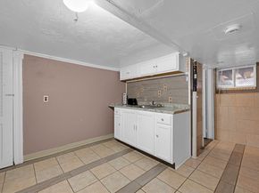 304 Wanoosnoc Rd, Fitchburg MA 01420