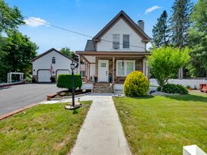 304 Wanoosnoc Rd, Fitchburg MA 01420