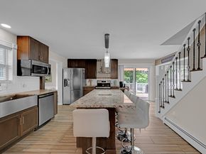304 Wanoosnoc Rd, Fitchburg MA 01420
