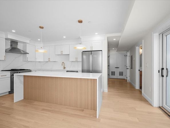 595 Broadway 302, Somerville MA 02145