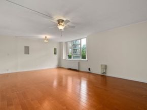 280 Boylston St 111, Newton MA 02467