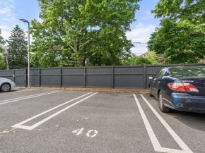 280 Boylston St 111, Newton MA 02467