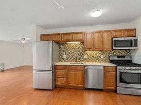 280 Boylston St 111, Newton MA 02467