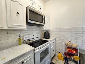14 Harding Ave, Everett MA 02149