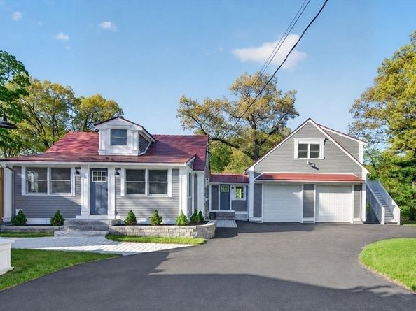 492 Merrimac, Newburyport MA 01950