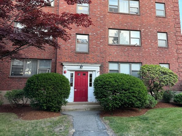 117 Nahant St 1, Lynn MA 01902