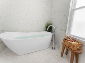 86 Cypress St 861, Watertown MA 02472