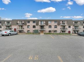 40 High St 205, Dedham MA 02026