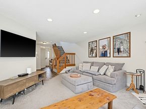 510 Ridgefield Cir C, Clinton MA 01510