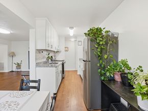 8 Shrewsbury Green Dr G, Shrewsbury MA 01545