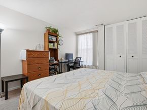 8 Shrewsbury Green Dr G, Shrewsbury MA 01545