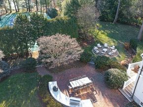 64 Albion Rd, Wellesley MA 02481